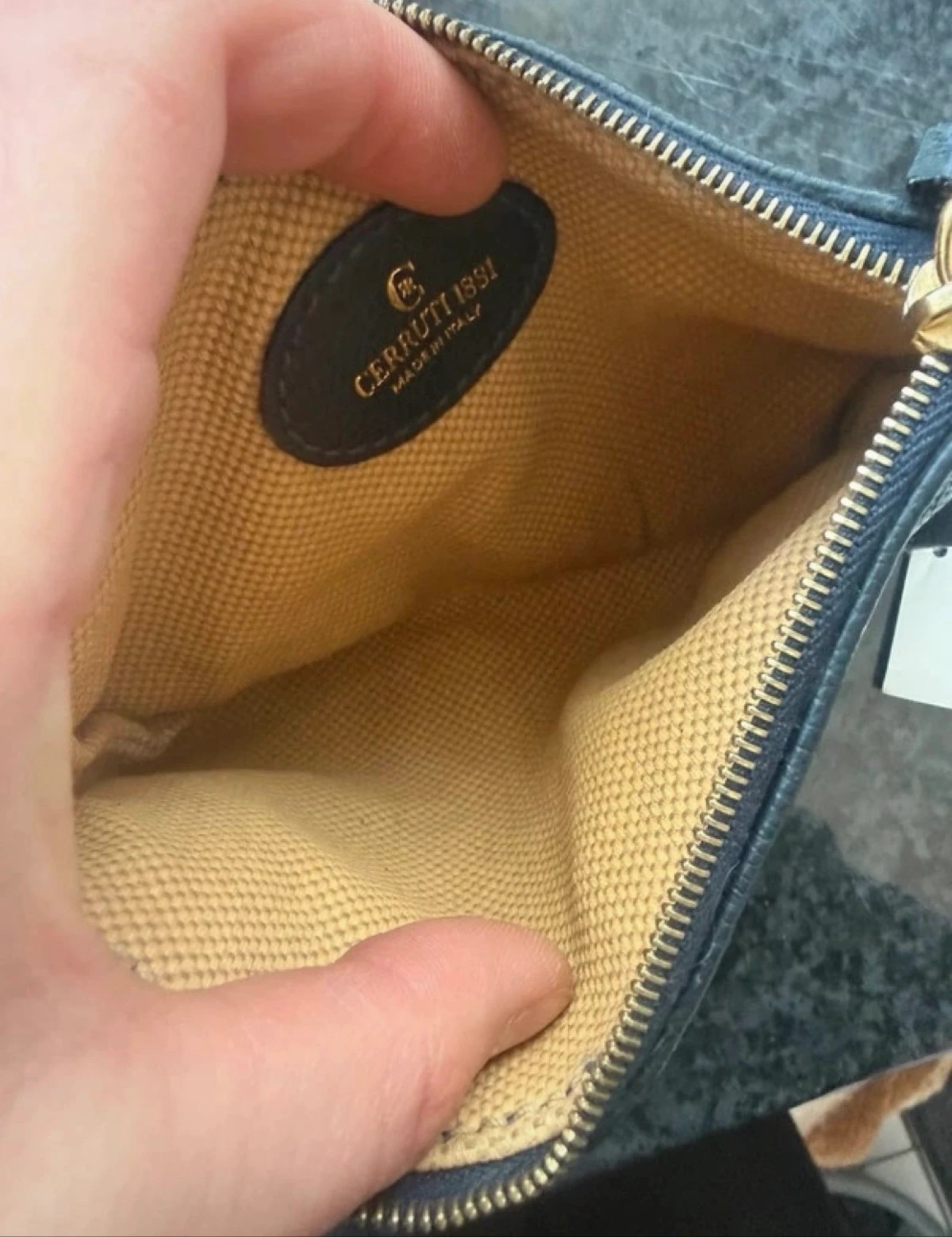 Bolso pequeño de cuero Cerruti – photo 3